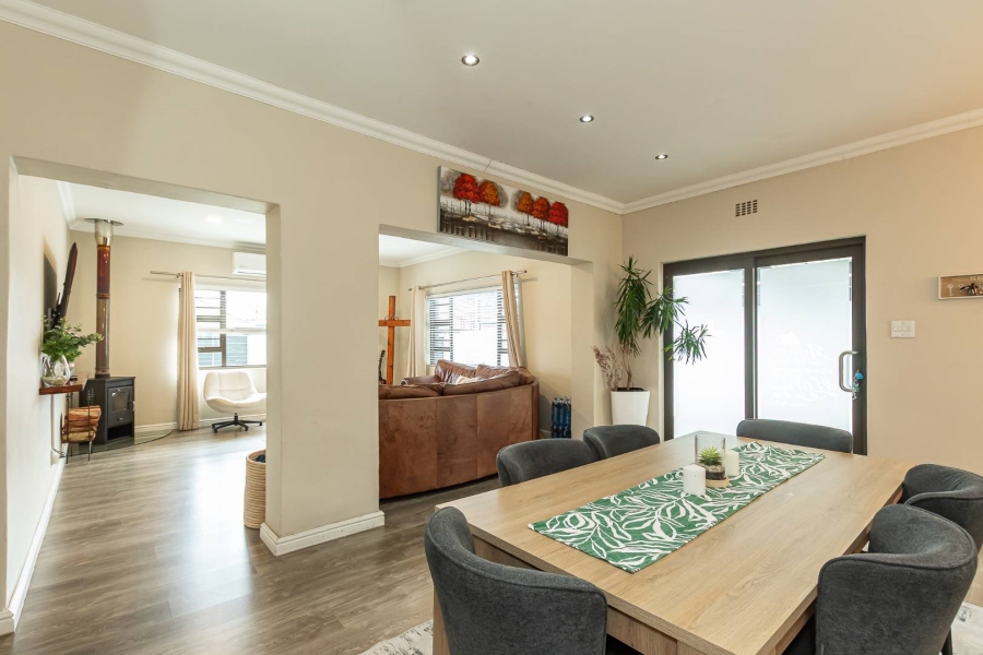 3 Bedroom Property for Sale in Plumstead Western Cape